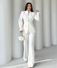 Tailleur Wins